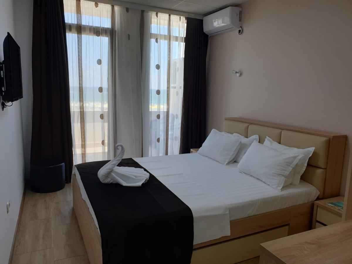 Hotel Solea Beach Mamaia Ngoại thất bức ảnh