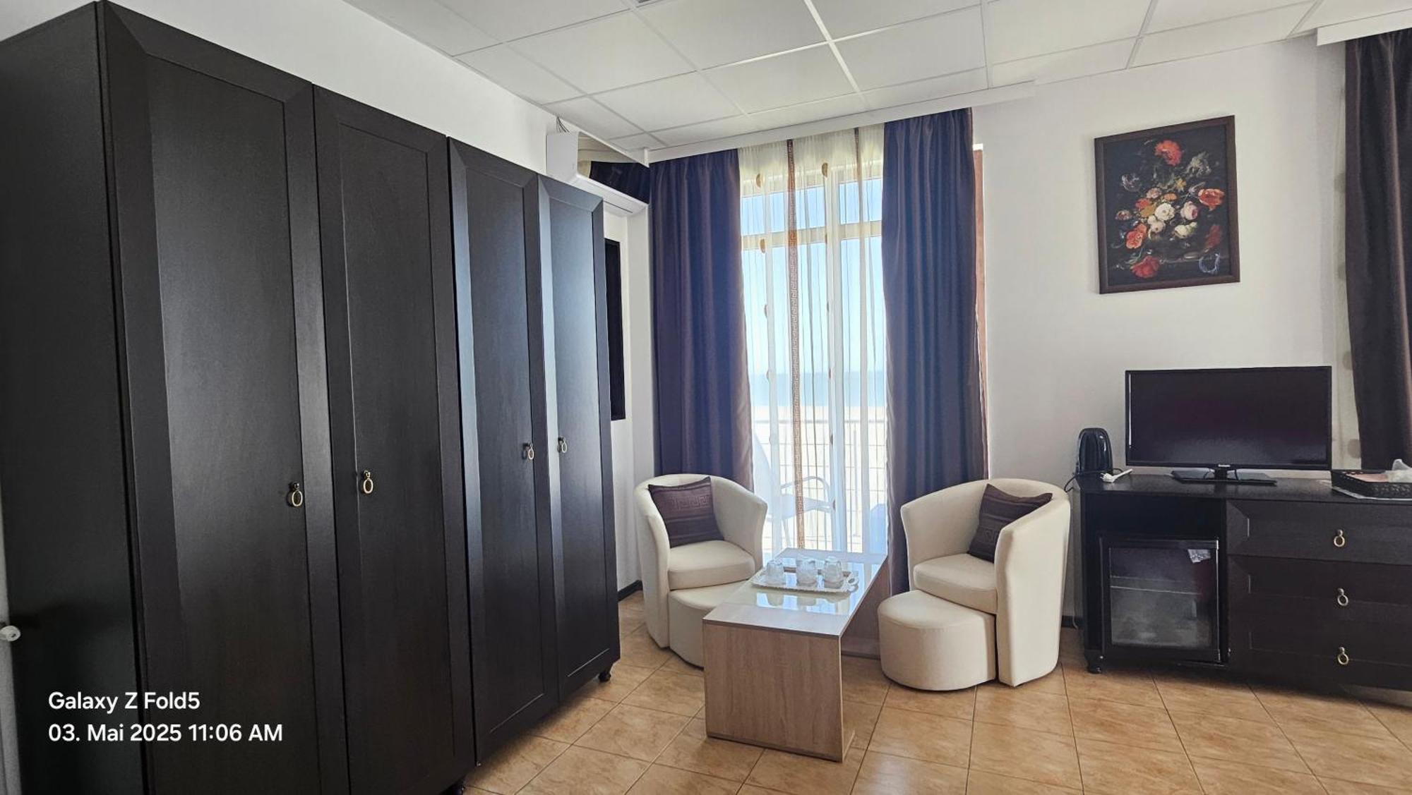 Hotel Solea Beach Mamaia Ngoại thất bức ảnh