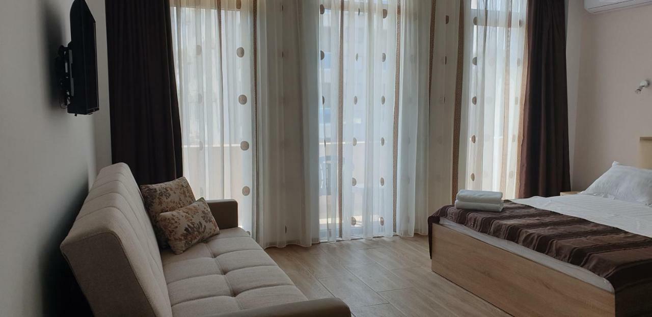 Hotel Solea Beach Mamaia Ngoại thất bức ảnh