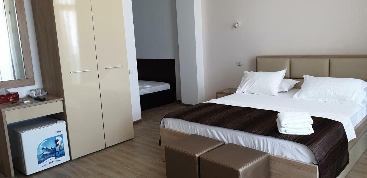 Hotel Solea Beach Mamaia Ngoại thất bức ảnh