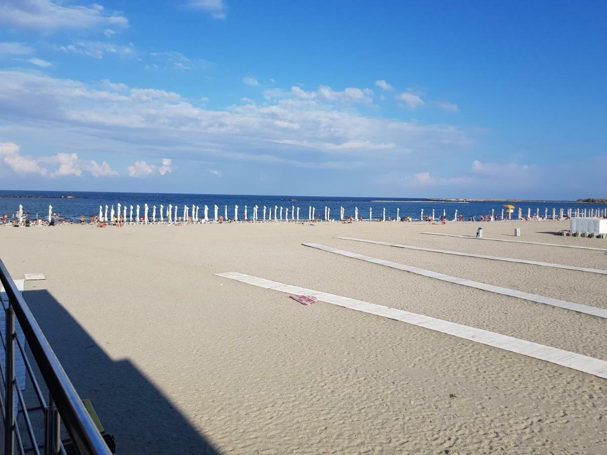 Hotel Solea Beach Mamaia Ngoại thất bức ảnh